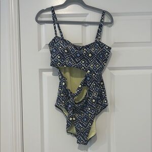 Stylish Blue and Yellow Cutout Swimsuit by Aerie